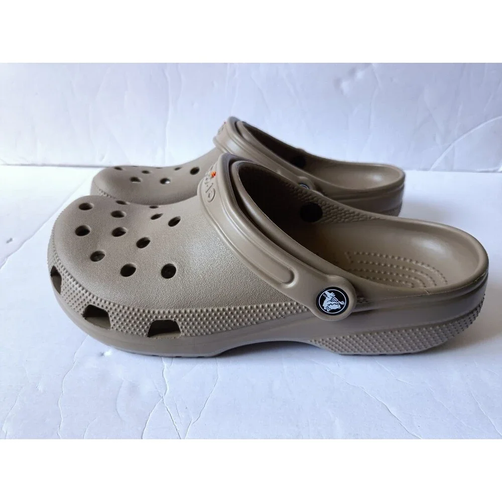Crocs Classic Clog Unisex Slip On Shoe Ultra Ligh Green Men's 9 Women's 11